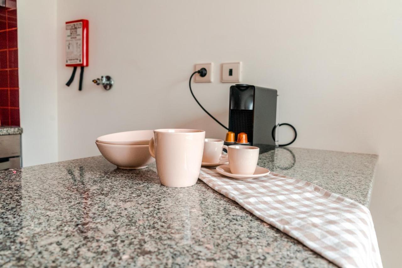 Sunny Studio In The Heart Of Lapa - 5Min Walk To Metro! OOporto Extérieur photo